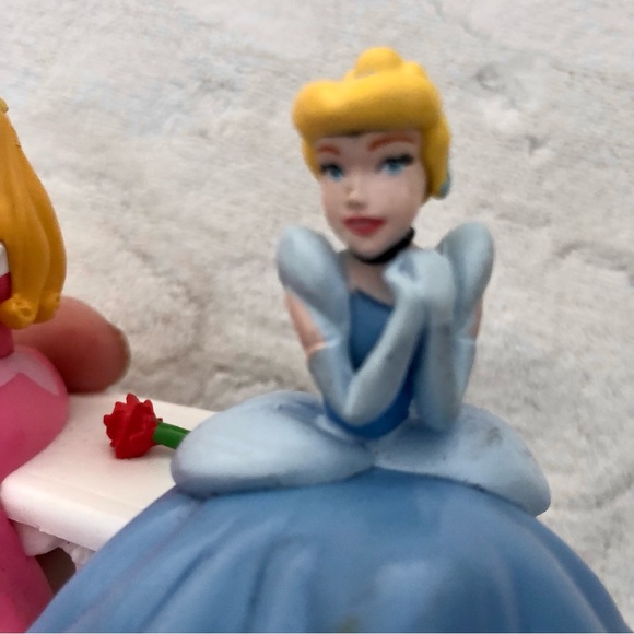 Vintage Disney princesses Cake Topper - Picture 7 of 8